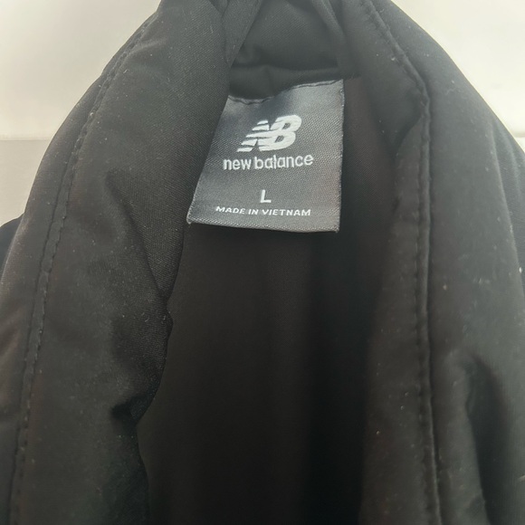 New Balance Men's Dark Puffer Vest L - Picture 3 of 8